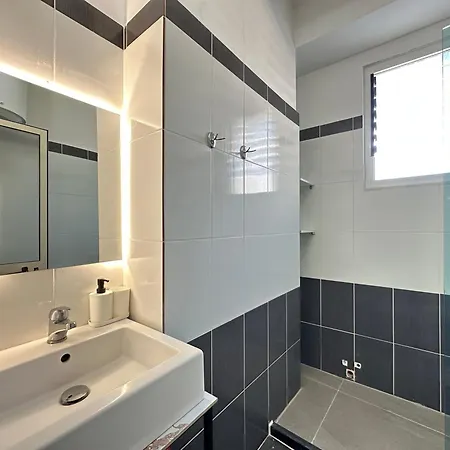 M&a Apartment's Sarande